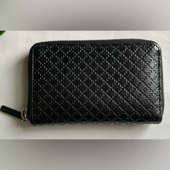 GUCCI EMBOSSED BLACK LEATHER SIGNATURE DIAMANTE ZIP-AROUND CARD CASE WALLET EUC - Picture 6 of 12